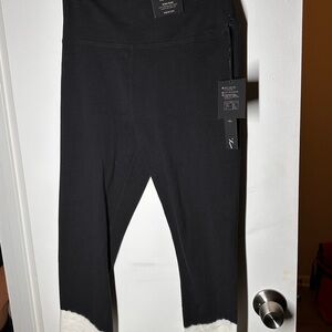 Simply Vera Wang Yoga Leggings
